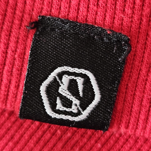 💵3/$20 Switch Red Zip Up Hooded Sweatshirt - Picture 6 of 9